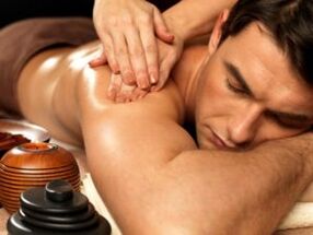 предигра пред еротска масажа